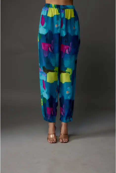 Teal Painterly Print Crepe Shirt With Jogger Pant    